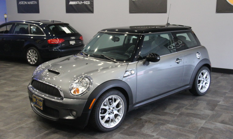 2008 Mini Cooper S 6-Speed Manual – SOLD!! | Bridge City Motors