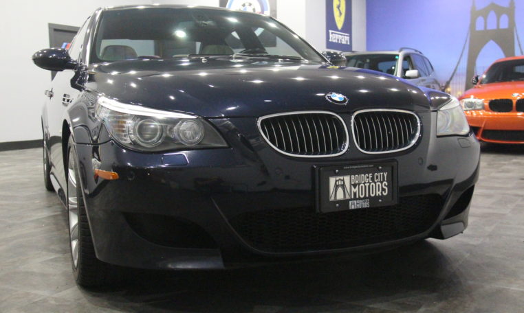 2008 BMW M5 6-Speed VIN: WBSNB93568CX10163 